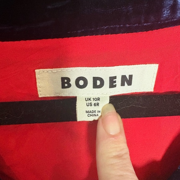 Boden Velvet Trim Maxi Tea Dress in the "Bright Ruby, Floral Burst" Size 6 - Picture 5 of 5